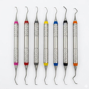 Coffret de 7 instruments chirurgicaux dentaires manuels en acier inoxydable Hu-Friedy, fabriqué au Pakistan - Product Image 1
