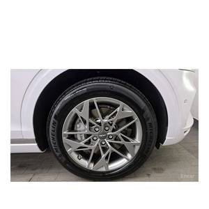 Genesis GV70 2024 2.5T Gasolina AWD 11,251 km Caja de Cambios Automática Asientos de Cuero Volante a la Izquierda Cámara Trasera - Product Image 5