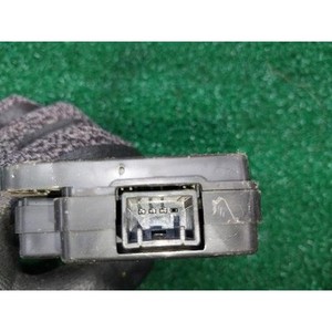300 ECU y Módulos de Computación Usados 04671918AKA - Product Image 3