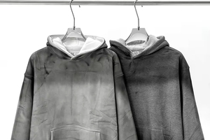 Sweat à capuche personnalisé pour homme, coupe oversize, effet délavé, sérigraphie, coupe classique, 100% coton molletonné, effet vieilli, vente en gros - Product Image 3