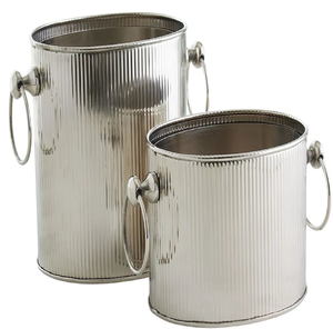 Polished Stainless Steel Ice Tub with Clear Matching Lid and Scoop Classic Design 5L Capacity Portable Wholesale Prices - Product Image 5