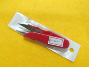 Coupe-fil DK-448 avec poignée en plastique |   Ciseaux à broder avec manche en plastique rouge, lame en acier inoxydable, ciseaux de tailleur - Product Image 3