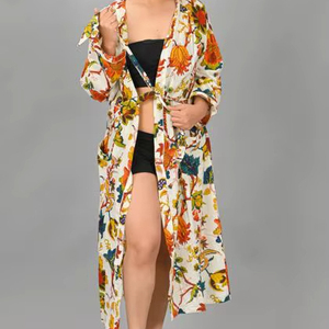 Bata de Baño de Algodón para Mujer, Diseño Floral con Mariposas, Suave y de Secado Rápido, para Playa o Vacaciones - Product Image 4