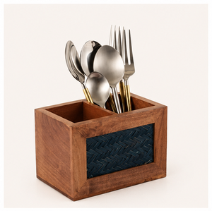 Porte-couverts en bois artisanal avec design tressé Chatai, 2 compartiments, support pour cuillères et fourchettes pour restaurant et table à manger. - Product Image 1