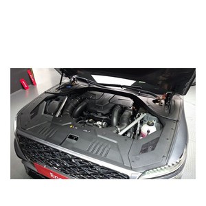 Genesis GV70 3.5T Gasolina AWD con Caja de Cambios Automática, Asientos de Cuero, Cámara Trasera - Modelo Diciembre 2022, 13,101 km - Product Image 6