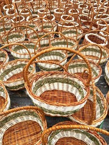 Handicraft Woven 2026 Bamboo Basket Painted Small Handle Buckets for Easter Egg Hunt Picnic Party Supplies Birthday Decorations - Product Image 4