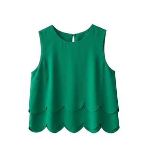 Débardeur court sans manches personnalisé à ourlet festonné superposé pour femme, 100 % polyester, séchage rapide, respirant, chic et décontracté, service OEM - Product Image 4