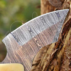 Couteau de chasse artisanal en acier Damas avec manche en os de chameau et étui en cuir – Équipement de survie extérieur haut de gamme - Product Image 4