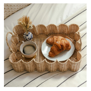 Bandeja de Servir Multiusos de Ratán Hecha a Mano de Calidad Premium con Asa de Madera Natural, Organizador de Mesa de Cocina para Bandejas Decorativas - Product Image 1