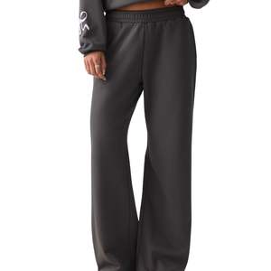 Pantalones de chándal anchos personalizados para mujer, de cintura alta, holgados, informales, con estampado de lazo, OEM, al por mayor, de algodón y forro polar - Product Image 3