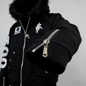 Sweat à capuche en molleton noir pour homme, logo brodé, style streetwear, vêtement d'hiver, coupe ample, manches classiques, 100% molleton - Product Image 1