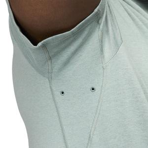 เสื้อยืดผู้ชายผ้าวอร์สเตดสั่งทำขายส่ง โพลีเอสเตอร์ 100% ทรงเข้ารูป แขนสั้น ระบายอากาศ แห้งเร็ว กันยับ เหมาะสำหรับเล่นกีฬา วิ่ง - Product Image 3