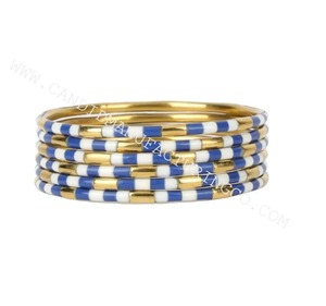 Pulseras de Resina y Latón en Color Rojo, Marfil y Dorado, Juego de Brazaletes Hechos a Mano, Pulseras Étnicas para Mujer, Regalo para Fiesta - Product Image 3