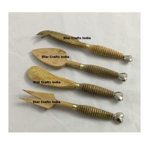 Ensemble de 4 ustensiles à salade en acier inoxydable avec manches en bois naturel et accents en corde, écologiques, style américain, compatibles lave-vaisselle, vente en gros - Product Image 1