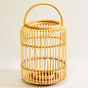 Bougeoir en rotin au design unique, chandelier style boho, lanternes naturelles en rotin, vente en gros du Vietnam - Product Image 1