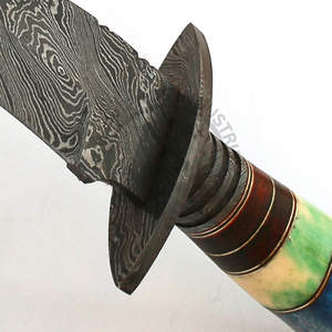 Nueva Edición Cuchillo Bowie de Acero de Damasco Hecho a Mano de 12 Pulgadas, Cuchillo de Caza de Hoja Fija para Exteriores con Mango de Hueso de Camello de Color, Cuchillo para Camping - Product Image 6