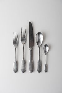Couverts en acier inoxydable de style luxueux pour hôtels et restaurants, ensemble de vaisselle minimaliste en or - Product Image 6