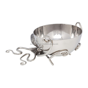 Enfriador de vino de aluminio con soporte de pulpo Acabado niquelado Forma redonda Calidad Premium para servir Precio al por mayor - Product Image 6