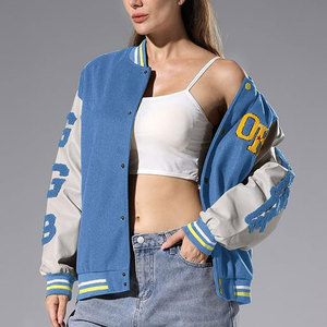 เสื้อแจ็คเก็ตเบสบอลแฟชั่นผู้หญิงแบบ Letterman Varsity ขายส่งจากผู้ผลิต คุณภาพสูง ปักโลโก้ พร้อมกระดุมแป๊ก - Product Image 2