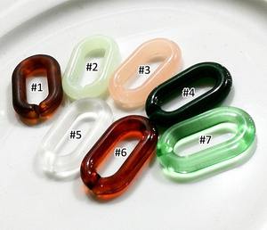 Decoración del hogar: Eslabones de cadena de resina personalizables de gran tamaño y colores claros, eslabones grandes de resina multicolor disponibles. - Product Image 1