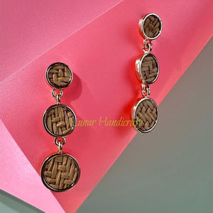 Pendientes geométricos reciclables con borlas de rafia, bambú natural y Ratán, hecho en Vietnam, accesorio de moda - Product Image 6