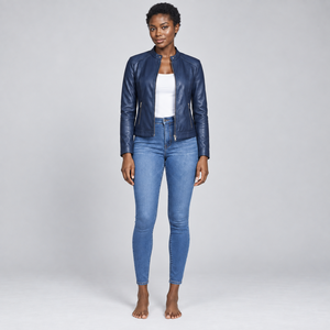 Chaqueta de cuero premium para mujer que combina moda moderna, calidad duradera, forro suave y diseño versátil para el día a día. - Product Image 1