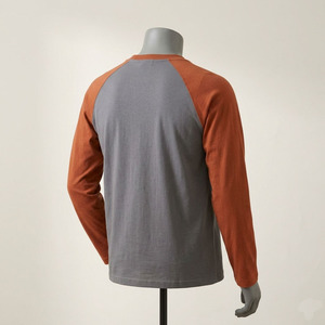 Camiseta de manga larga de punto, cuello redondo, estilo casual, oversize, para hombre, con logo personalizado e impresión, 100% algodón, unisex, ecológica. - Product Image 6