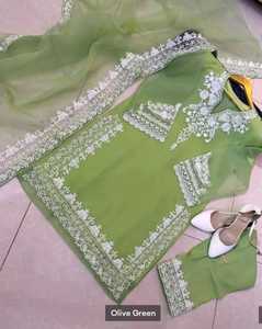 Salwar Kameez en rayonne vert olive avec broderie blanche, tenue de mariage traditionnelle indienne et pakistanaise pour femme, coupe classique - Product Image 1