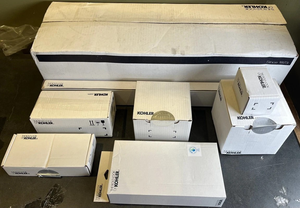 22181-G-BL Paquete de Ducha ESSENTIALS Negro Mate 1.75 GPM - Product Image 3