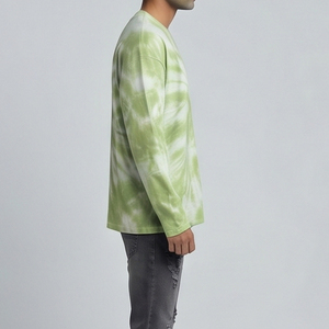 Camiseta de hombre con lavado ácido, de manga larga, de algodón con efecto desgastado por el sol, cuello redondo, corte regular, estilo casual urbano, ajuste holgado - Product Image 3