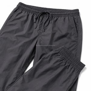 Ensemble survêtement coupe-vent en nylon personnalisé pour homme, veste et pantalon, vente en gros, vêtements de sport, course à pied, entraînement, tenue décontractée, streetwear - Product Image 5