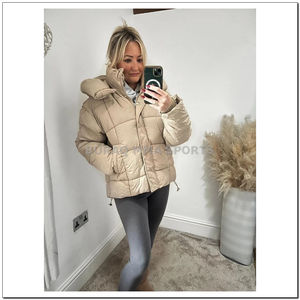 Chaqueta Acolchada Impermeable Personalizada para Mujer, Chaqueta de Invierno Acolchada de Diseño, Abrigo Acolchado de Nailon para Mujer - Product Image 3