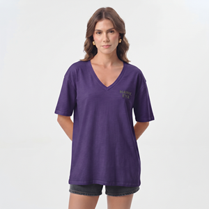 Camiseta Corta Personalizada de Algodón Transpirable para Mujer, Cuello en V, Corte Holgado, Estilo Casual y Urbano - Product Image 5