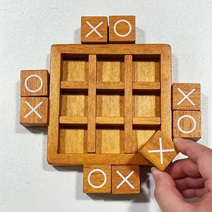 Jeu de Tic-Tac-Toe en bois artisanal conçu pour le divertissement familial, jeu de table et plaisir classique - Product Image 5