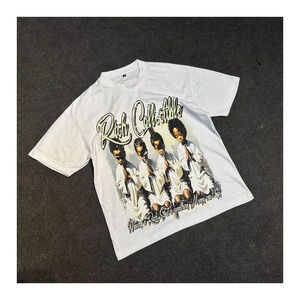 เสื้อยืดแขนสั้นสีขาวพิมพ์ลายรูปภาพสำหรับผู้ชาย รุ่น Rich Collective ทรงโอเวอร์ไซส์ คอโอ ปกติ ผ้าฝ้าย 100% - Product Image 1