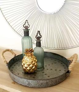 Plateau de service en métal galvanisé robuste, idéal pour le petit-déjeuner, le brunch et les collations, magnifiquement conçu par KRAFT WORLD. - Product Image 2