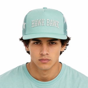 Gorra Snapback Personalizada con Panel Frontal Bordado, Unisex, Visera Plana, Estilo Urbano, Ajustable, Fabricación Directa de Fábrica - Product Image 1