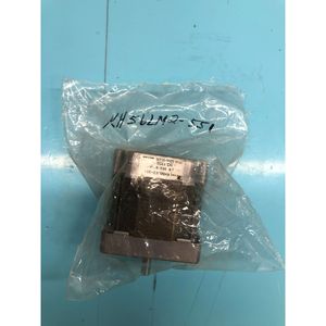 มอเตอร์สเต็ปเปอร์ JAPAN SERVO รุ่น KH56LM2-551ขนาด1.8° — อุปกรณ์และชิ้นส่วนเซมิคอนดักเตอร์ระดับโลกที่เชื่อถือได้พร้อมประวัติความเป็นมาอันยาวนานที่ - Product Image 3