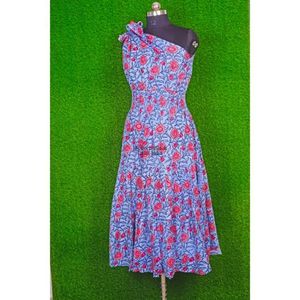 Robe longue maxi en coton pour femme, élégante et moderne, style décontracté, hip-hop, mignonne, naturelle, douce, asymétrique à une épaule, longueur ras du sol, idéale pour l'été et les soirées. - Product Image 5