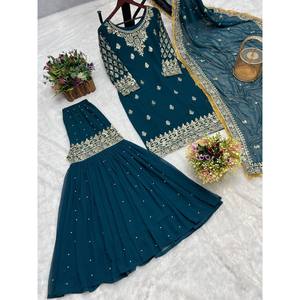 ชุดหมี Sharara ด้านบนที่สวยงามพร้อมลำดับ dupatta สำหรับงานปาร์ตี้ - Product Image 6