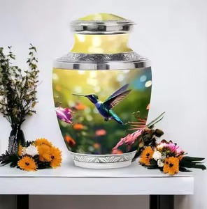 Urna Funeraria de Metal Personalizada de Primera Calidad, Color Azul Real, con Diseño Floral de Colibrí y Bolsa para Uso en Crematorios - Product Image 3