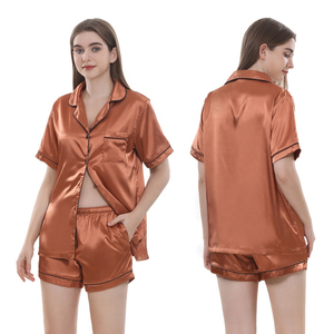 Ensemble de pyjama en satin pour femmes, vêtements de nuit en soie, manches courtes, boutons, vêtements de nuit doux, confortables pour l'été, vêtements de détente en deux pièces - Product Image 6