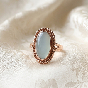 Anillo de piedra preciosa ovalada de calcedonia azul natural, anillo vintage bohemio de plata de ley 925, anillo llamativo hecho a mano, joyería para mujer, regalo de Navidad - Product Image 3