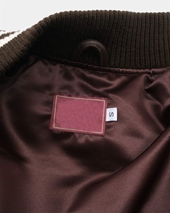 Vestes universitaires en laine à manches en cuir épais, design personnalisé, avec patch en chenille, pour hommes, vente en gros - Product Image 3