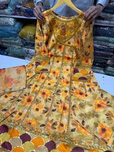 Hermoso maxi vestido de lino con forro estampado digital y bordado de hilo, pantalones de lino estampados, estampado de diamantes. - Product Image 6