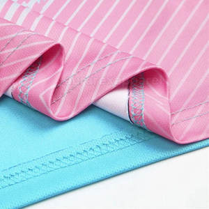 Uniforme de Fútbol Transpirable de Último Diseño y Nuevo Estilo, Uniforme de Fútbol de Color Sólido de Primera Calidad para Venta en Línea - Product Image 5