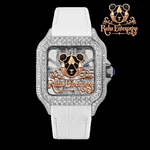 Reloj de pulsera contemporáneo con correa de caucho acanalado, escala de horas distintiva y bordes de caja redondeados - Product Image 5