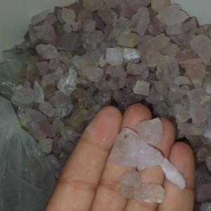Cristal Natural de Kunzita Rosa Lila en Bruto, Lote de Gemas de Espodumen Crudo al por Mayor de Afganistán - Product Image 2