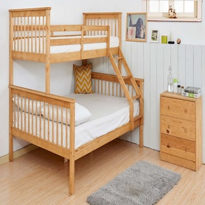 Cama litera dinámica de madera con barandillas superiores seguras y escalera resistente para dormitorio infantil, muebles de interior. - Product Image 3