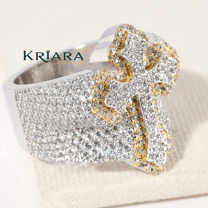 Anillo de cóctel unisex con cruz de moissanita, chapado en plata 925, engaste pavé, joyería religiosa de lujo unisex - Product Image 6